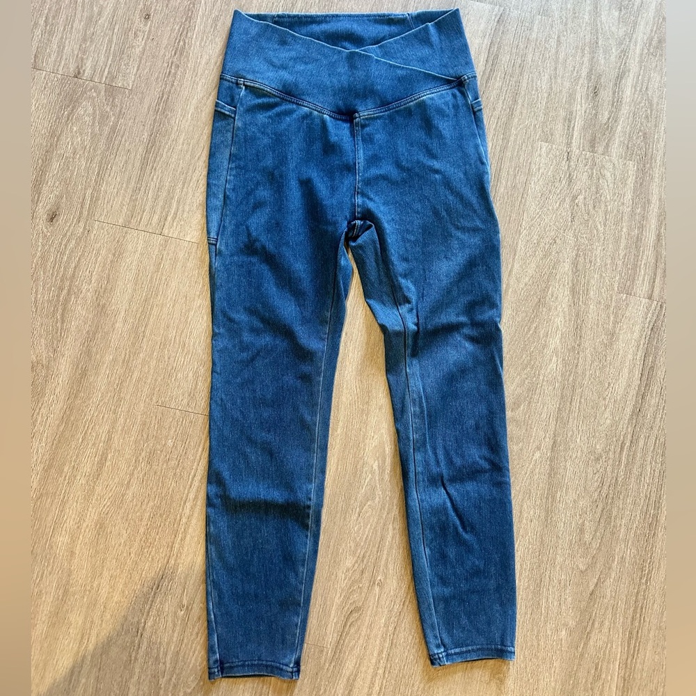 Women’s Halara leggings size L